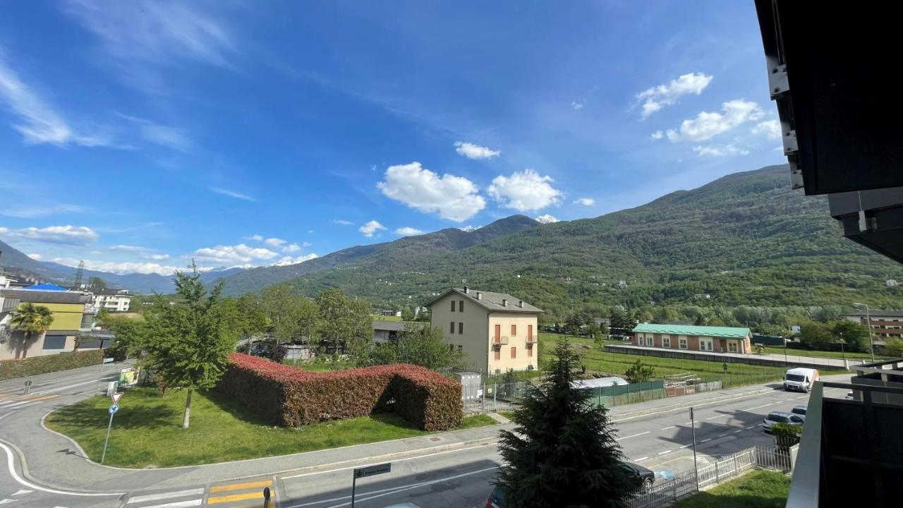 Appartamento La Baita Case Sondrio Fiume - Affitti Brevi Italia Экстерьер фото